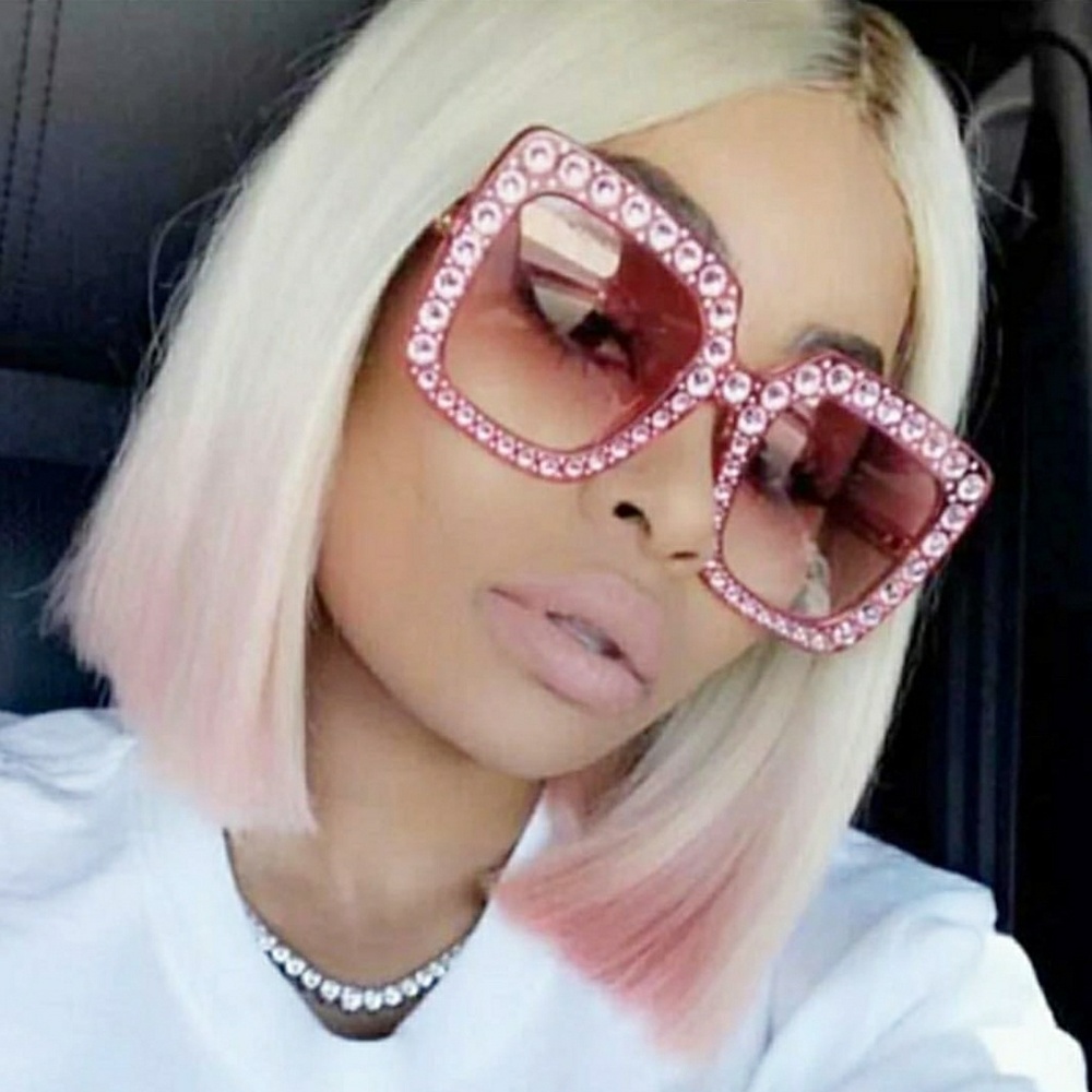 Oversized Sunglasses - Picture 2 of 3